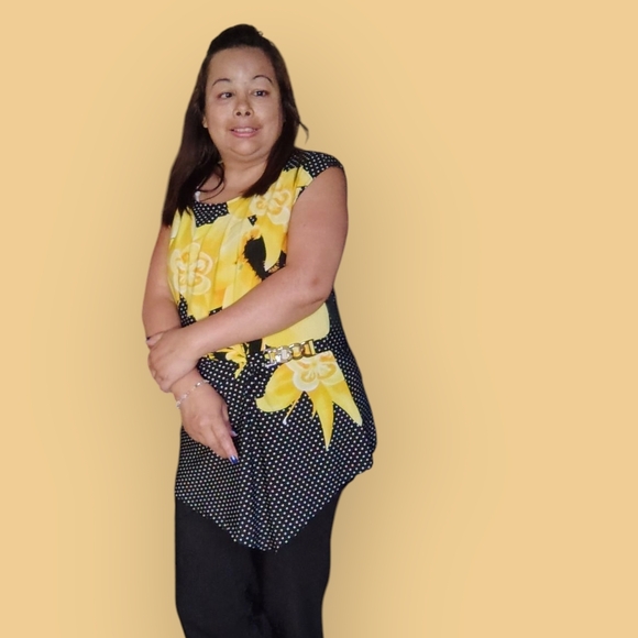 Elegant Yellow Floral Women's Blouse - Picture 4 of 8